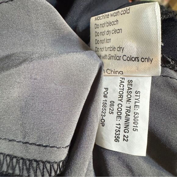 Mizuno Women's XL Black Running Alpha Short Athleisure Workout Gym - Picture 9 of 9